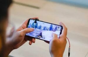 लखनऊ: मां ने मोबाइल छीना तो 10 साल का बेटा फांसी पर झूला, ऑनलाइन गेम खेलने का था आदी