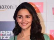 थाई-हाई स्लिट ड्रेस पहन इवेंट में पहुंचीं आलिया भट्ट, एक्ट्रेस की अदाओं ने लूटा दिल… cover