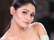 भोजपुरी एक्ट्रेस श्वेता शर्मा की बोल्ड अदाओं ने चलाया हुस्न का जादू, फैंस की धड़कनें हुई तेज ! sweta