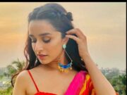 साड़ी में दिखना है स्टाइलिश तो श्रद्धा कपूर के इन लुक्स से लें टिप्स cover