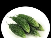 करेला के साथ न खाएं ये पांच चीजें, हो सकता है नुकसान 1