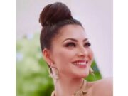 गले में मगरमच्छ पहनने पर उर्वशी रौतेला हुईं ट्रोल 1