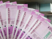 2000 का नोट बंद, 30 सितंबर तक एक्सचेंज करवाने का मिलेगा मौका! एक्सचेंज के लिए क्या बैंक अकाउंट है जरूरी? cover