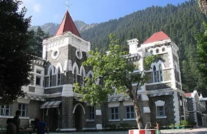 लालकुआं रेलवे भूमि अतिक्रमण मामले में 4 हजार लोगों को झटका HC ने दिये कब्जे हटाने के आदेश