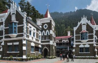 नैनीताल (High Court): विद्यालयों में फर्जी टीचरों के मामले पर हुई सुनवाई, हाईकोर्ट ने सरकार से मांगा जवाब