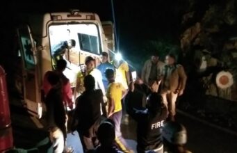 मसूरी: देहरादून से उत्तरकाशी जा रही कार खाई में गिरी, जीजा-साली की मौत, बेटा गंभीर रूप से घायल