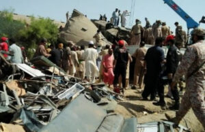 पाकिस्तान में भीषण ट्रेन हादसा, 30 लोगों की मौत, 80 घायल