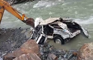 हिमाचल प्रदेश: नाले में गिरी बोलेरो, 6 पुलिसकर्मी सहित 7 की मौत, 4 गंभीर रूप से घायल