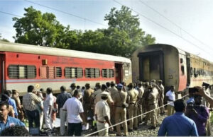 Madurai Train Fire: लखनऊ से रामेश्वरम जा रही ट्रेन में भीषण आग, 10 लोगों की मौत, कॉफी बनाने के दौरान सिलेंडर में विस्फोट