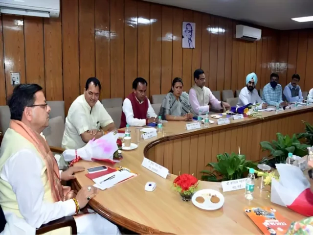 pushkar-dhami-cabinet-meeting