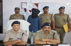 रुद्रपुर: चोरी के ट्रैक्टर ट्रॉली के साथ आरोपी गिरफ्तार, बाइक भी बरामद, आरोपी के खिलाफ जनपद के तीन थानों में एक दर्जन से अधिक मुकदमे दर्ज
