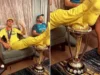 World Cup: मिशेल मार्श ने विश्व कप ट्रॉफी पर पैर रखकर का किया अपमान, सोशल मीडिया पर जमकर हुए ट्रोल
