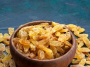 रोजाना किशमिश खाते हैं तो बने रहेंगे ‘जवां’ 1