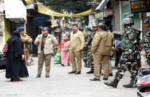 Haldwani: बनभूलपुरा में आज से कर्फ्यू में दो घंटे की छूट, खुलेंगी दुकानें, इंटरनेट रहेगा बंद, बाहरी आवाजाही पर पूरी तरह पाबंदी