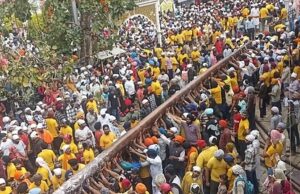 Jhande JI Mela: झंडे जी के आरोहरण को उमड़ा आस्था का सैलाब, पंजाब के हरभजन सिंह चढ़ाएंगे दर्शनी गिलाफ