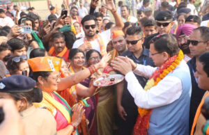 Uttarakhand: दूसरे राज्यों में चुनाव प्रचार के लिए उतरे भाजपा-कांग्रेस के दिग्गज, सीएम धामी ने संभाला मोर्चा