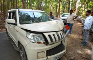 Nainital News: नैनीताल से वापस मुरादाबाद लौट रहें पर्यटकों की कार हुई दुर्घटनाग्रस्त, तीन बच्चे समेत नौ लोग घायल