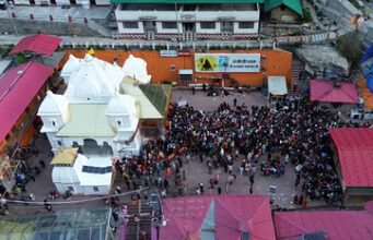 Chardham Yatra 2024: नया रिकॉर्ड…दो दिन में गंगोत्री और यमुनोत्री धाम पहुंचे सर्वाधिक तीर्थयात्री, तस्वीरें