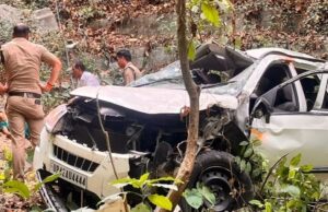 Accident: नैनीताल घूमने आए यूपी के पर्यटक, छठवें चरण में मतदान के लिए लौट रहे थे वापस… रास्ते में हो गया दर्दनाक हादसा; मच गई चीख-पुकार