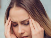 गर्मी से कोई हो जाए बेहोश तो बिल्कुल न करें ये गलती, बिगड़ सकती है सेहत, विशेषज्ञों ने किया सावधान 10