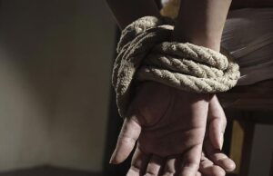 Uttarakhand Crime: पहले कारोबारी के परिवार को बंधक बनाया, फिर दिया संगीन अपराध को अंजाम…आसपास के लोग खौफजदा
