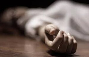 Haldwani: छत से कूदकर महिला ने दी जान, शादी के चार साल बाद उठाया ऐसा कदम…जांच में जुटी पुलिस
