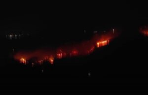 Uttarakhand Forest Fire: जंगल की विकराल होती आग लोगों के लिए बन रही मुसीबत, Almora में दो-मंजिला मकान जलकर स्वाहा