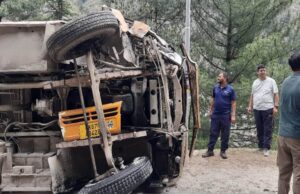 Gangotri Highway Accident: मध्य प्रदेश के तीर्थ यात्रियों की बस हादसे की शिकार, कई घायल… चार घंटे तक बंद रहा मार्ग