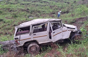 Uttarakhand Accident: रुद्रप्रयाग में दर्दनाक हादसा, तिलवाड़ा मार्ग पर खाई में गिरा बोलेरो वाहन, दो की मौत, तीन घायल