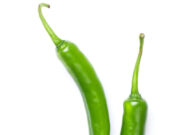 तीखी हरी मिर्च खाने से सेहत को मिलेंगे कई फायदे, दिल के साथ-साथ पाचन भी रहेगा दुरुस्त 1