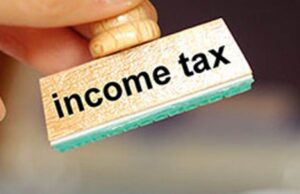 दिल्ली में करोड़ों का व्यापार कर रहा उत्तराखंड का चौकीदार! Income Tax की टीम पहुंची घर तो उड़े होश