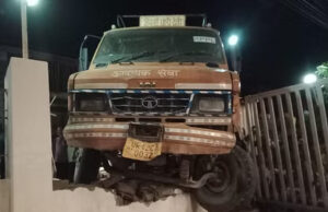Badrinath Highway: श्रीकोट गंगानाली में दर्दनाक हादसा, टैंकर ने पांच महिला यात्रियों को कुचला, दो की मौत