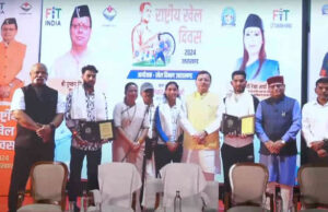 National Sports Day: सीएम धामी ने पेरिस ओलंपिक से लाैटे चार खिलाड़ियों को किया सम्मानित, ट्रांसफर की धनराशि