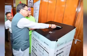 Uttarakhand: मुख्यमंत्री पुष्कर सिंह धामी ने किया DDRS का शुभारंभ, प्लास्टिक को रिसाइकल करने में बताया महत्वपूर्ण कदम