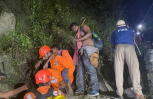 Kedarnath Dham: तीन शव मिले, 700 से अधिक यात्री केदारनाथ में फंसे; 150 तीर्थयात्रियों से नहीं हो पा रहा संपर्क