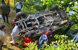 Uttarakhand Accident: शिक्षकों को छोड़ने स्कूल जा रहा वाहन दुर्घटनाग्रस्त, हादसे में सभी शिक्षकों घायल, एक गंभीर