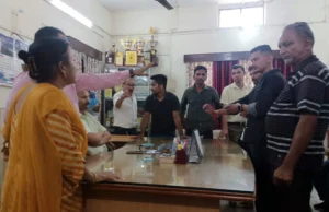 Haldwani News: चुनाव से पहले अखाड़ा बना एमबीपीजी कॉलेज, छात्र को दौड़ा-दौड़ाकर पीटा