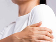 Muscles की कमजोरी दूर करेंगे 3 तरह के तेल, रोजाना मालिश से हैवी वर्कआउट भी आसानी से कर पाएंगे आप! a