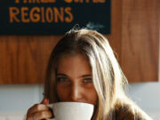 कड़ाके की ठंड में मई-जून का एहसास कराएगी ये स्पेशल चाय, पीने से मिलेंगे फायदे ही फायदे a