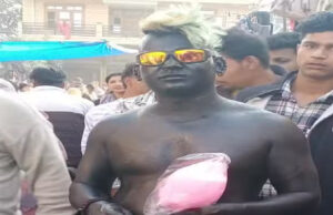 Haldwani: रील बनाने के चक्कर में युवक पहुंचा थाने, अर्द्धनग्न होकर किया ऐसा काम, पूरे शरीर में पोती थी कालिख