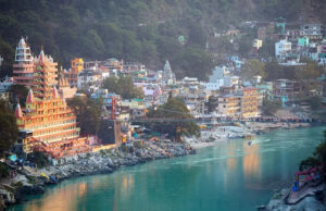 Uttarakhand: जश्न की तैयारी…क्रिसमस और थर्टी फर्स्ट का जश्न मनाने के लिए कैंप- होटलों में हो चुकी 60% बुकिंग