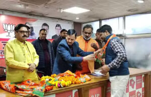 Uttarakhand: निकाय चुनाव से पहले हरिद्वार में कांग्रेस को झटका, कई कार्यकर्ताओं ने थामा भाजपा का दामन