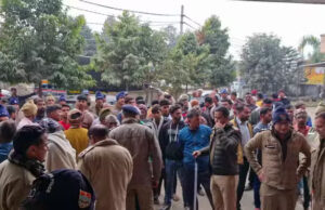 Uttarakhand: रुड़की युवती का अपहरण…नदी किनारे मिली बदहवास, ग्रामीण के हंगामे के बाद पुलिस ने हिरासत में लिए दो युवक