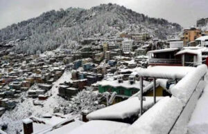 Snowfall in Pithoragarh: पिथौरागढ़ से धारचूला तक चमके पहाड़, बर्फ से ढकी गाड़ियां, ठंड से लोग बेहाल