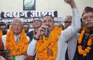 Haldwani News: कांग्रेस मेयर प्रत्याशी ललित जोशी ने किया नामांकन, जुटी भारी भीड़, कार्यकर्ताओं में दिखा जोश