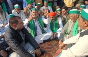 Uttarakhand: मंगलौर बिजलीघर पर किसानों का हंगामा, अधिकारियों को जबरन बैठाया… बोले- कार्रवाई नहीं होने तक आंदोलन चलेगा