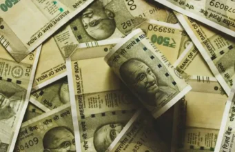 Uttarakhand News: वेब सीरिज बनाने के नाम पर होटल कारोबारी से ठगे 50 लाख, साथ में पत्नी भी ले गया शातिर ठग