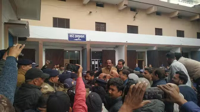 a - 2025-01-01T052313.404