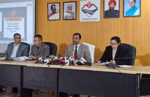 Uttarakhand News: प्रदेश में बढ़ी मतदाताओं की संख्या, 84 लाख पार हुआ आंकड़ा, निवार्चन आयोग ने की प्रेस कांफ्रेंस