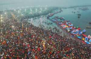 Mahakumbh 2025: संगम तट पर उमड़ा श्रद्धालुओं का सैलाब, पिछले 48 घंटे में 85 लाख लोग लगा चुके हैं पवित्र डुबकी